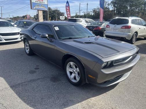 2014 Dodge Challenger SXT