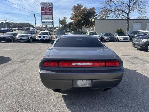 2014 Dodge Challenger SXT