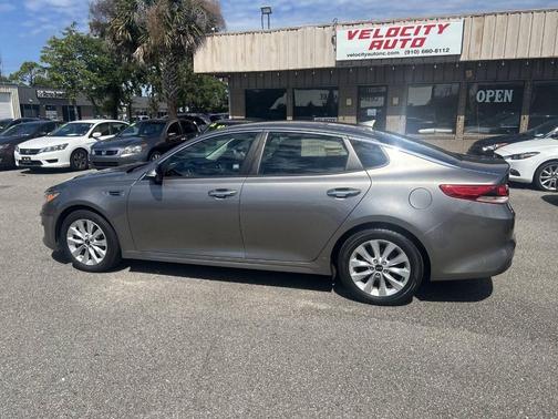 2017 Kia Optima LX