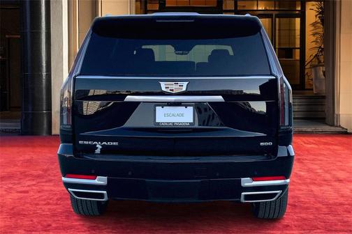 2026 Cadillac Escalade Luxury