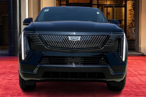 2025 Cadillac Escalade IQ Sport 2