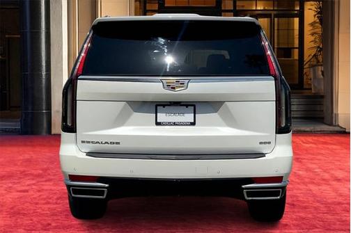 2023 Cadillac Escalade ESV Premium Luxury