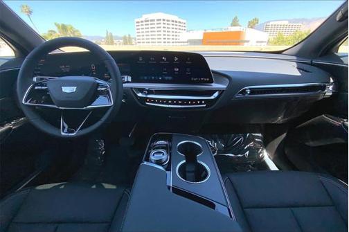 2025 Cadillac LYRIQ Luxury w/1SC