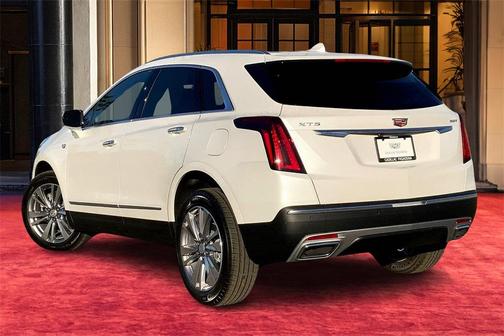 Crystal White Tricoat 2024 Cadillac XT5 Premium Luxury