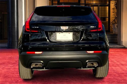 2022 Cadillac XT4 Luxury