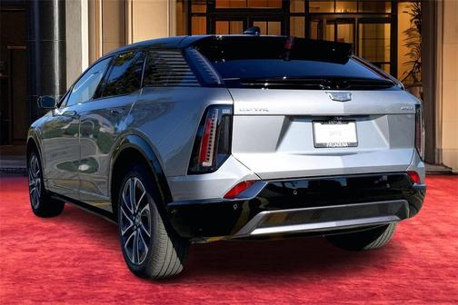 2026 Cadillac OPTIQ Premium Sport