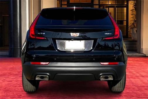 2023 Cadillac XT4 Luxury