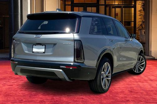 Argent Silver Metallic 2026 Cadillac VISTIQ Sport