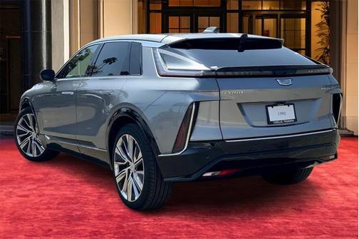 2024 Cadillac LYRIQ Luxury w/1SE