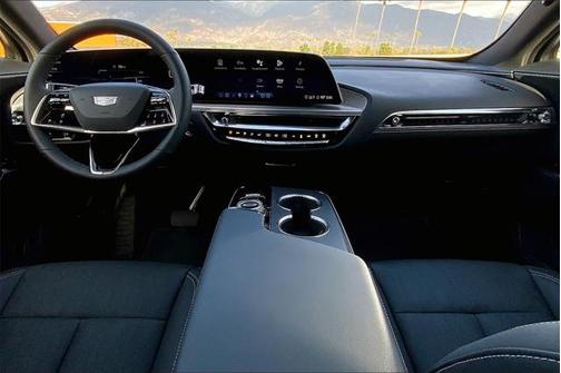 2025 Cadillac LYRIQ Luxury w/1SC