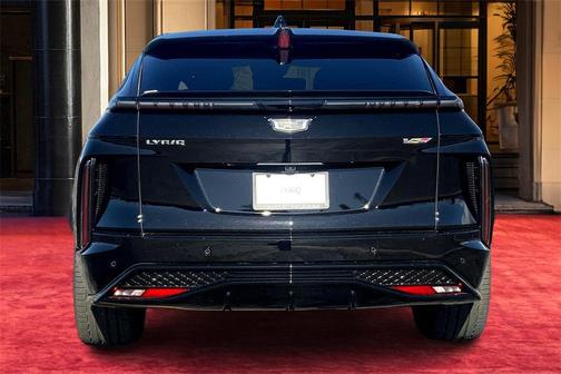 2026 Cadillac LYRIQ V Premium