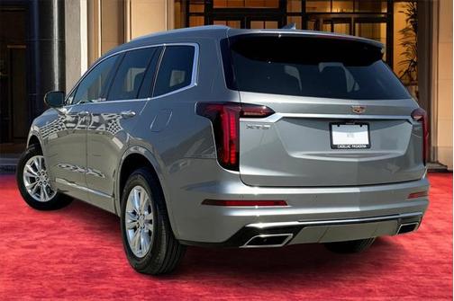 2024 Cadillac XT6 Luxury FWD