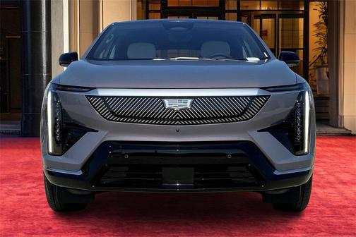 2025 Cadillac OPTIQ Luxury 1 AWD