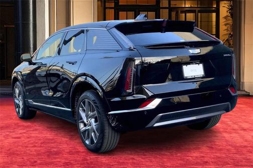 2025 Cadillac OPTIQ Luxury 1 AWD