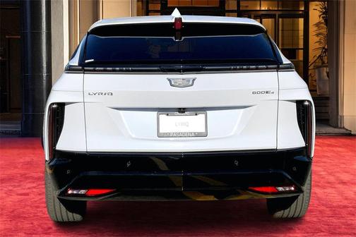 2026 Cadillac LYRIQ Premium Sport