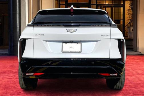 2026 Cadillac LYRIQ Sport