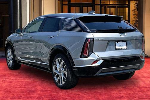Argent Silver Metallic 2026 Cadillac OPTIQ Luxury