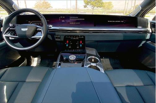 2025 Cadillac Escalade Sport