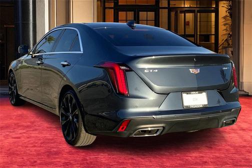 2022 Cadillac CT4 Luxury