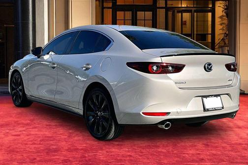 Platinum Quartz Metallic 2024 Mazda Mazda3 2.5 S Select Sport