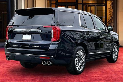 Midnight Blue Metallic 2024 GMC Yukon Denali Ultimate
