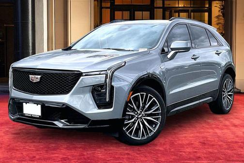 Argent Silver Metallic 2024 Cadillac XT4 Sport