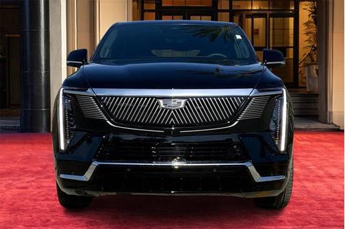 2025 Cadillac Escalade IQ Luxury 2
