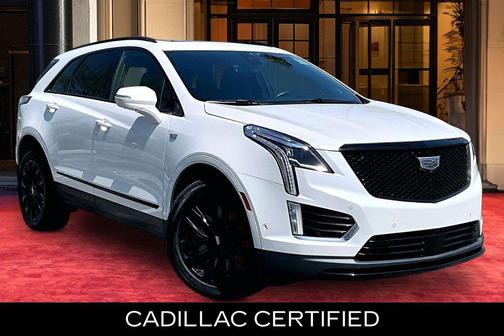 Crystal White Tricoat 2022 Cadillac XT5 Sport
