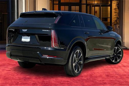 2025 Cadillac Escalade IQ Sport 2