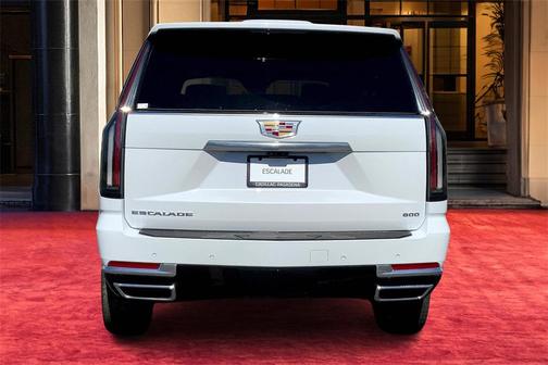2026 Cadillac Escalade Luxury