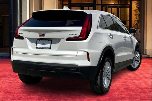2024 Cadillac XT4 Luxury