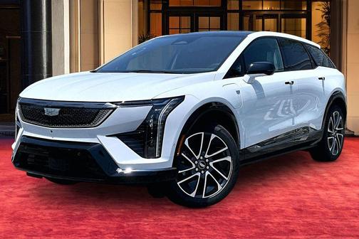 Vibrant White Tricoat 2026 Cadillac OPTIQ Sport