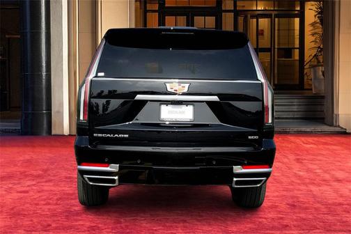 2026 Cadillac Escalade Luxury