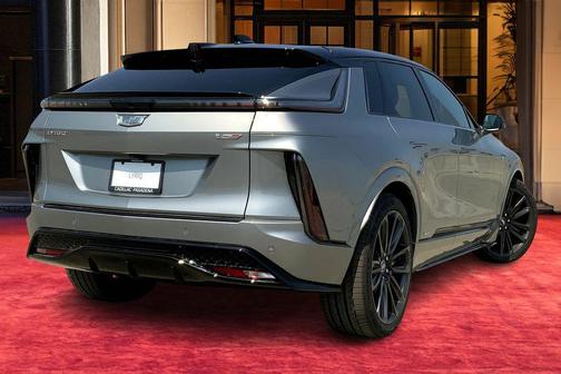2026 Cadillac LYRIQ V Premium