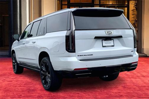 2026 Cadillac Escalade ESV Sport Platinum