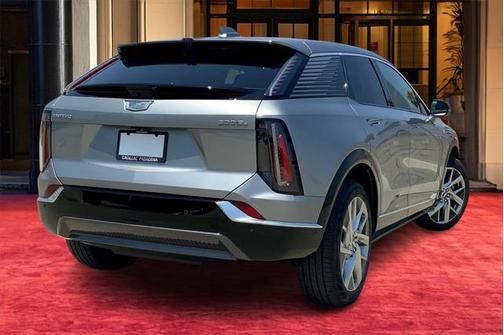 2025 Cadillac OPTIQ Luxury 1 AWD