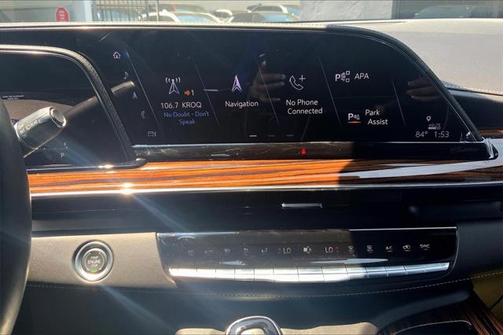 2022 Cadillac Escalade Premium Luxury
