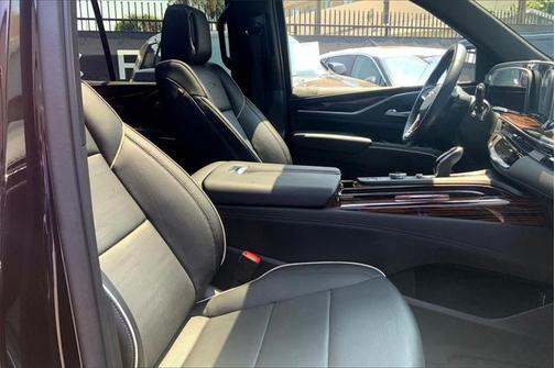 2022 Cadillac Escalade Premium Luxury