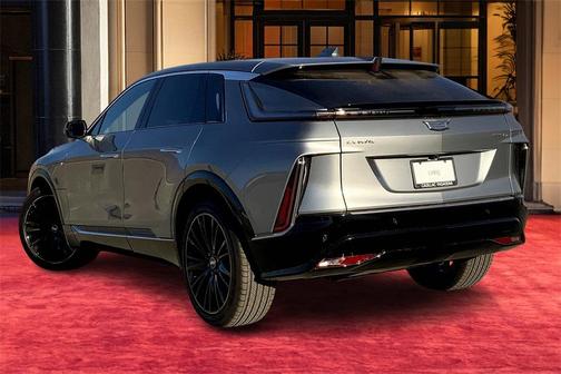 2025 Cadillac LYRIQ Luxury