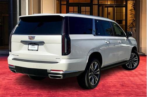 2025 Cadillac Escalade ESV Premium Luxury