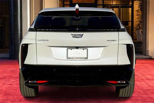 2025 Cadillac LYRIQ Sport