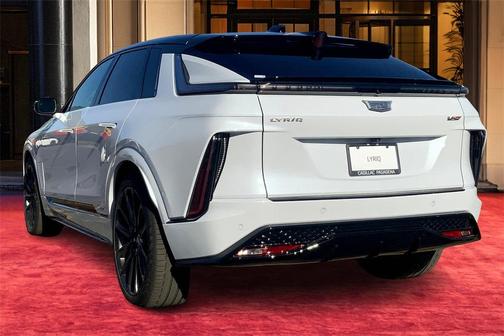2026 Cadillac LYRIQ V