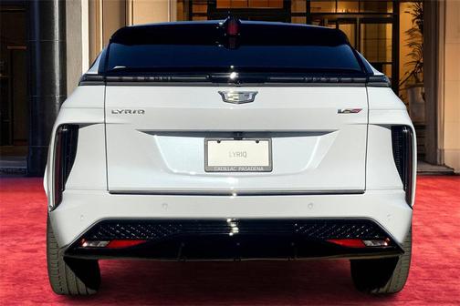 2026 Cadillac LYRIQ V