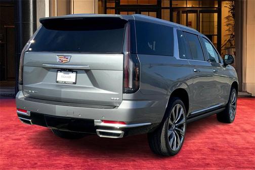 2026 Cadillac Escalade ESV Luxury