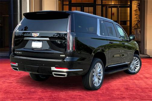 2025 Cadillac Escalade ESV Luxury