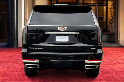 2025 Cadillac Escalade ESV Luxury