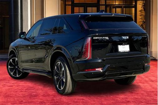 2025 Cadillac Escalade Sport