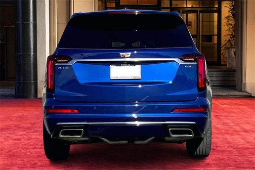 2023 Cadillac XT6 Premium Luxury FWD