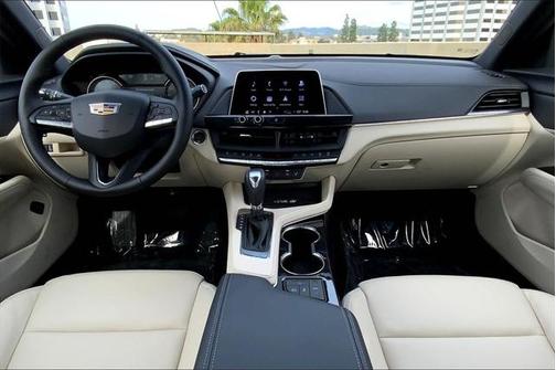 2025 Cadillac CT4 Luxury