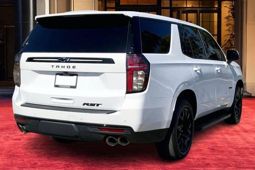 2023 Chevrolet Tahoe 4WD RST
